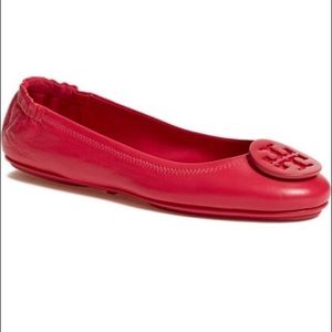 Minnie Travel Logo Ballerina Flat, Dark Peony